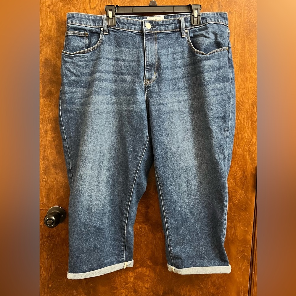 Lane Bryant mid-rise boyfriend capri size 18